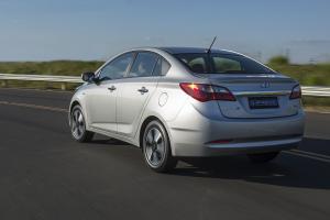 Hyundai HB20S Impress 2015 года 